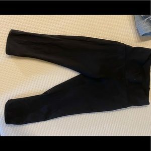 cropped black LULULEMON leggings, never worn!